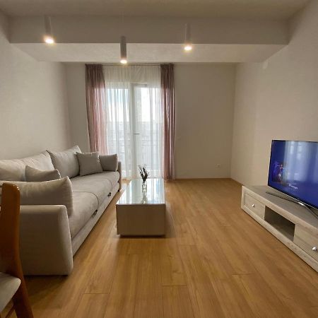 אוהריד Sis Apartments מראה חיצוני תמונה